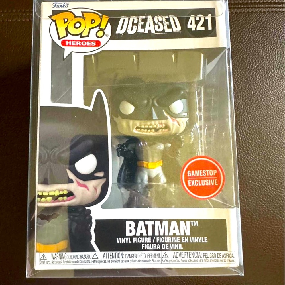 Funko Pop Heroes DC DCEASED Batman #421 Gamestop Exclusive W Protector